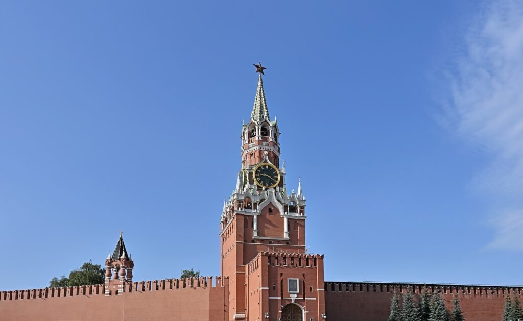Spasskaya and Tsarskaya towers on the Kremlin wall, Moscow